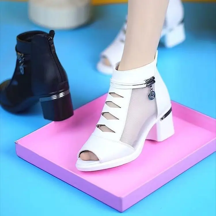 

Bloomsteps Women's Sandals 2025 Summer New Chunky Heel Peep-Toe Shoes Hollow Out Sandals Mid-Heel Fashionable British Style