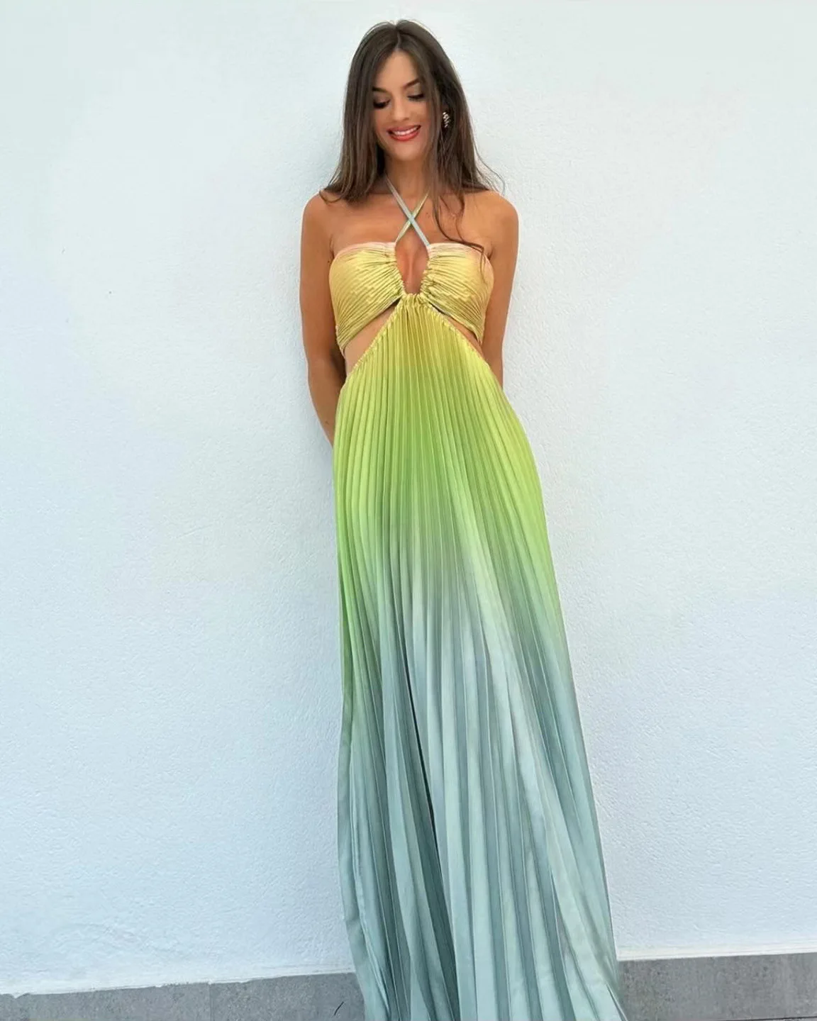 Sexy Strapless Backless Maxi Dress Women Summer Vacation Beach Party Long Dresses 2024 Hollow Out Halter Gradient Pleated Robes