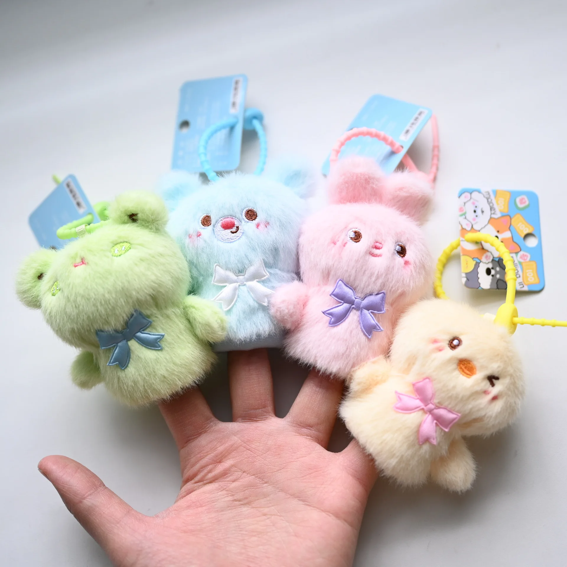 【 Finger Doll 】 Cute Finger Doll Animal Plush Pendant Rabbit Frog Chick Bear Doll Pendant