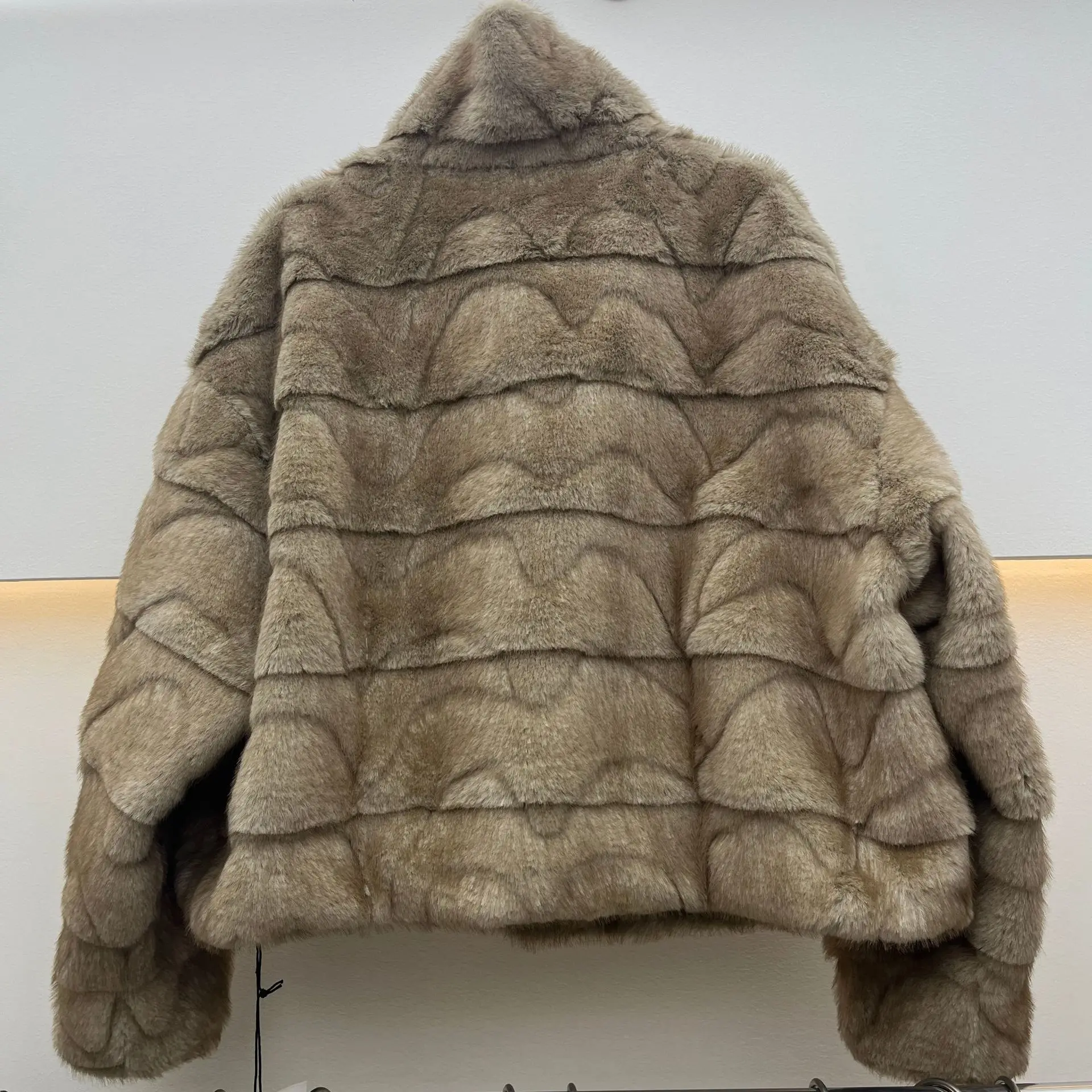 Estilo coreano elegante gola quente acolchoado jaquetas de pelúcia único breasted solto versátil casual casacos de pele do falso feminino inverno