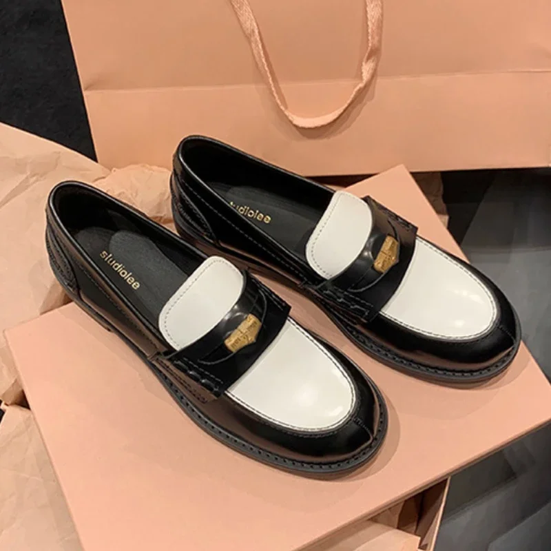 Party Women Pumps PU  2024 Autumn Fashion Round Head Small Gold Buckle Thick Heel British Style Loafers Woman Shoe Black