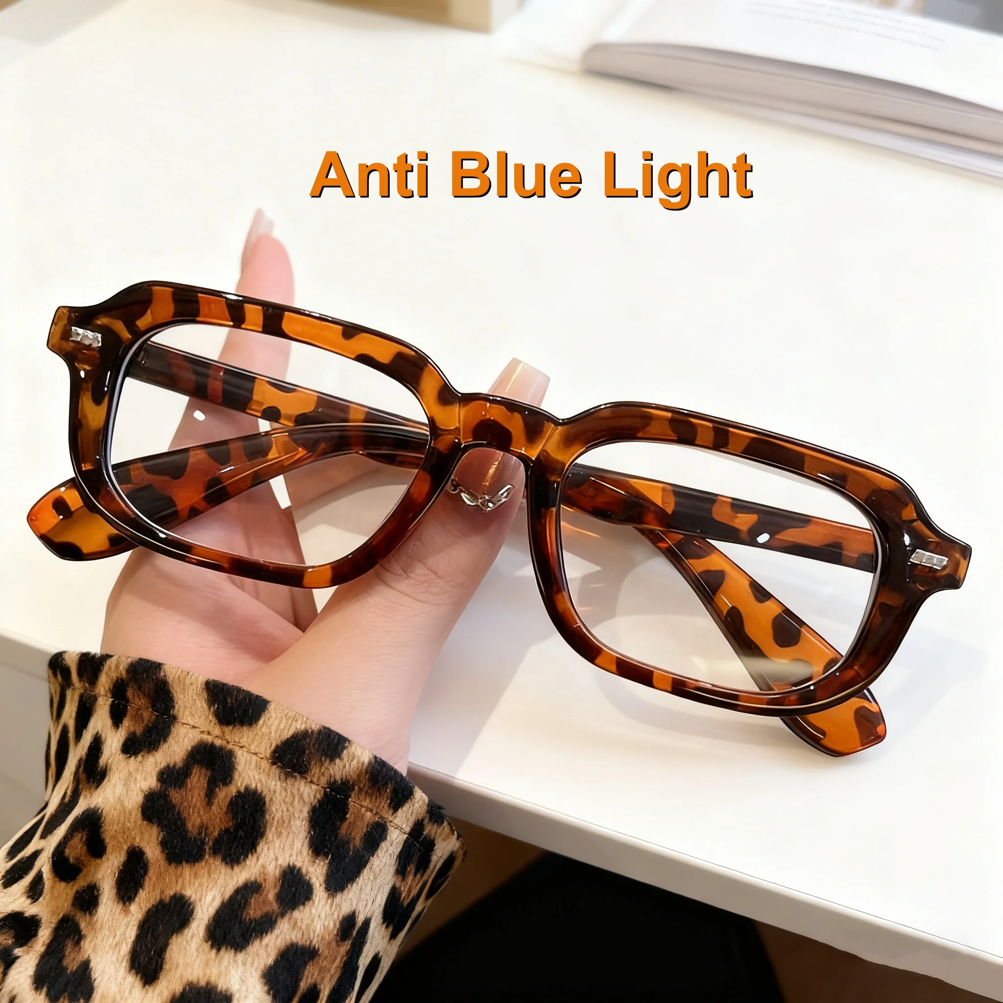 

2025 New Fashionable Simple Large Frame Women's Flat Light Glasses Ultra Light Neutral High Quality Anti Blue Light Glasses