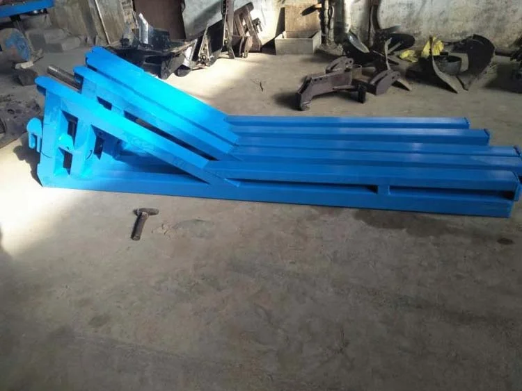 آلة المزرعة 90 حصان مثبتة على الجرار هيدروليكية قابلة للعكس 4 محراث شبكي فرو #3