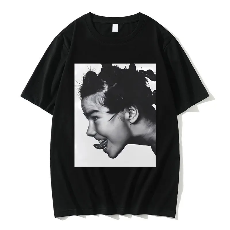 

Singer Bjork Retro T-shirt Men Women Vintage Inspired Graphic T Shirts Male Fashion Oversized Short Sleeve Tshirt Gift for Fans