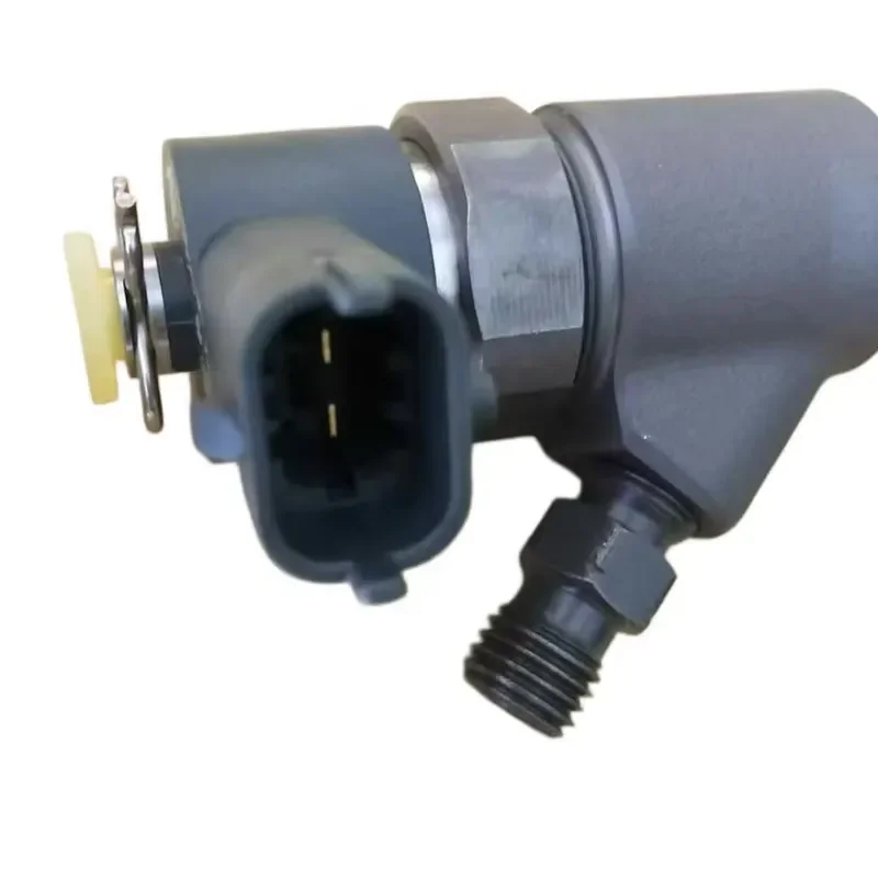 D06FR Common Rail Fuel Injector 0445110603 32R61-10010 for Sany SY245 SY265 Excavator in Stock
