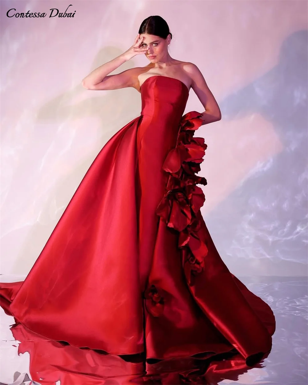 

Платье для выпускного вечера Contessa с красной юбкой и шлейфом на заказ, вечернее платье без бретелек без рукавов с большим цветком, вечернее платье