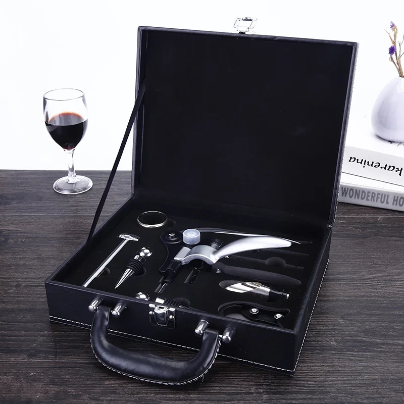 juego-de-9-utensilios-para-vino-en-una-elegante-caja-de-regalo-de-cuero-negro-que-incluye-un-sacacorchos-y-otros-accesorios-para-los-amantes-del-vino