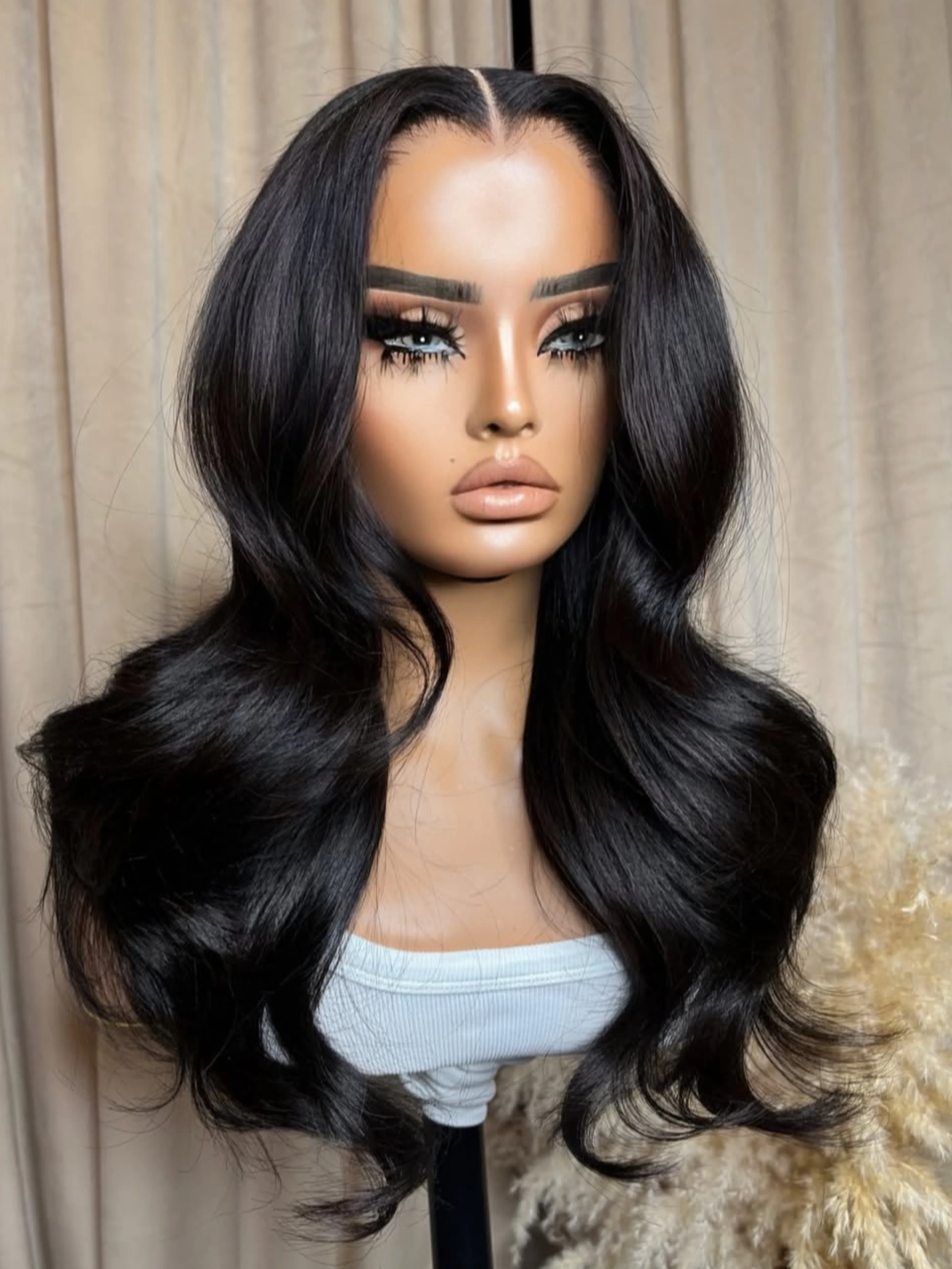 

Объемная волна 250% высокая плотность 13x4/13x6/360 прозрачные кружевные фронтальные парики для женщин регулируемые ремни внутри бесклеевой парик