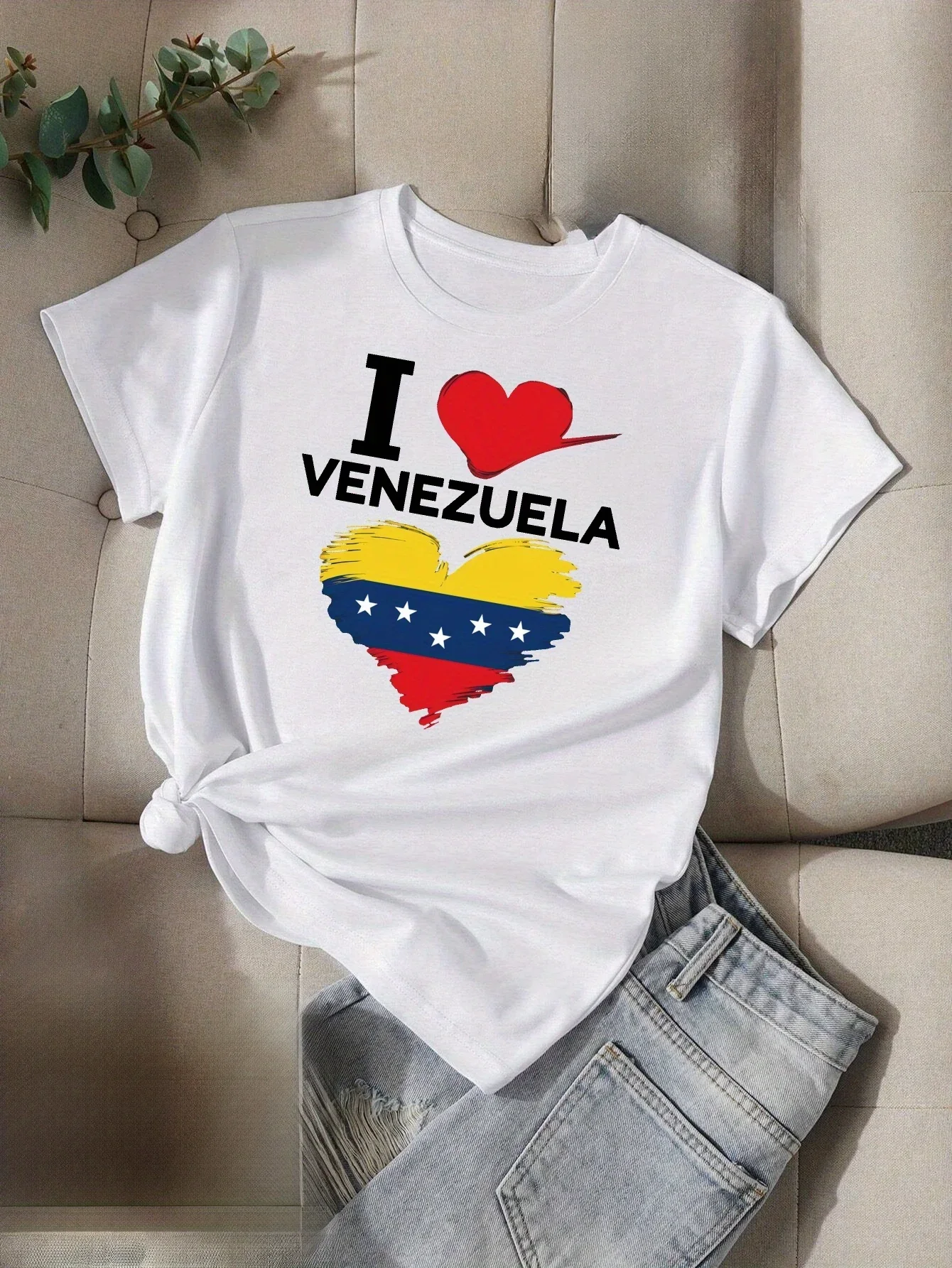 I VENEZUELA Women's Comfit T-shirt  Survived -USA Freedom -Donald J. Trump Menswear Streetwear Casual Short Sleeve T-shirt