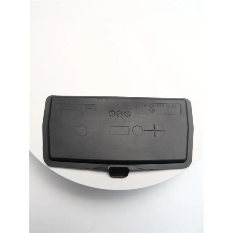 Central Control Storage Box Ashtray Pad for Mercedes Benz C E GLC Class C180 C200 E260 GLC300 OEM A2056830291