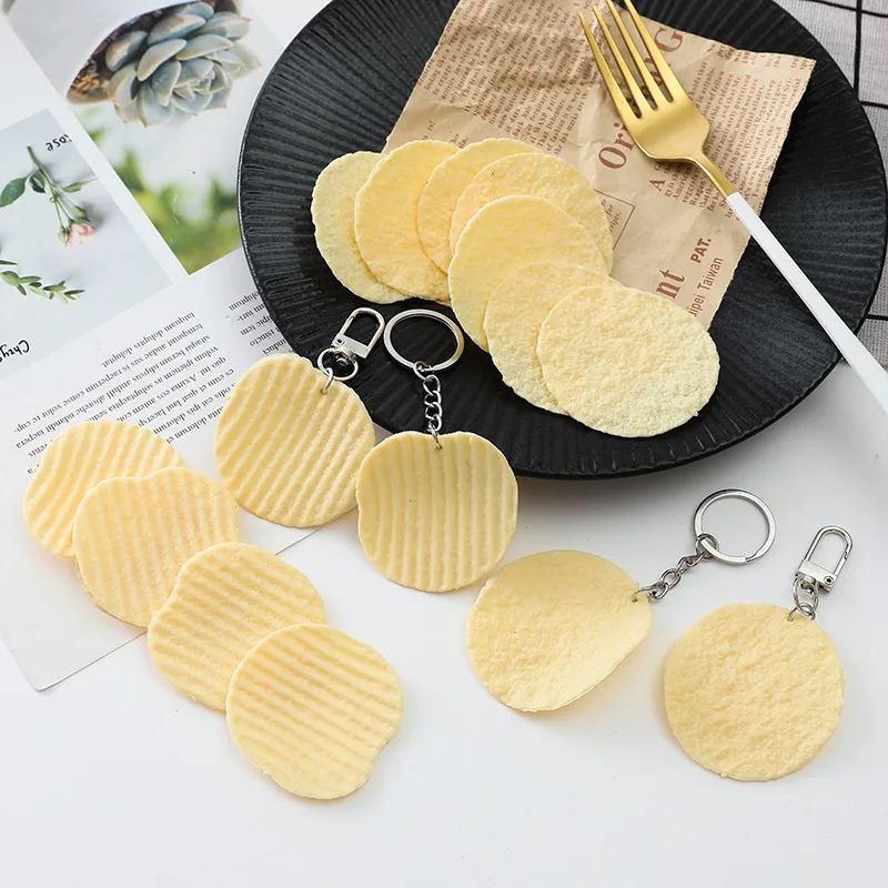 LLavero eclair imitación Pringles patata 10 Uds Chip llavero cubo snack pizza patata chip colgante bolsa colgante regalo
