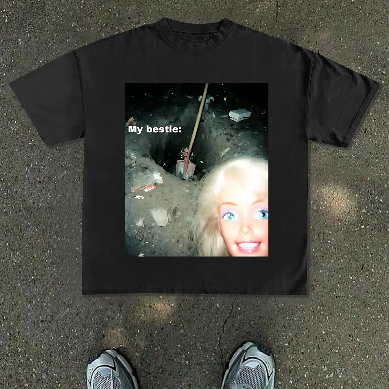 Men's New Tshirt with Dark Mischievous Pattern Printed on The Black Background Doll Head with Hole Shovel Element Trendy T-shirt