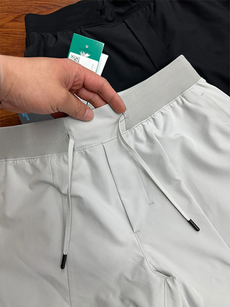 Celana Lari Pria Ringan Qui Dry, Celana Kasual Lima Perempat, Model Lurus, Bernapas, Sejuk, untuk Aktivitas Luar Ruangan Musim Panas