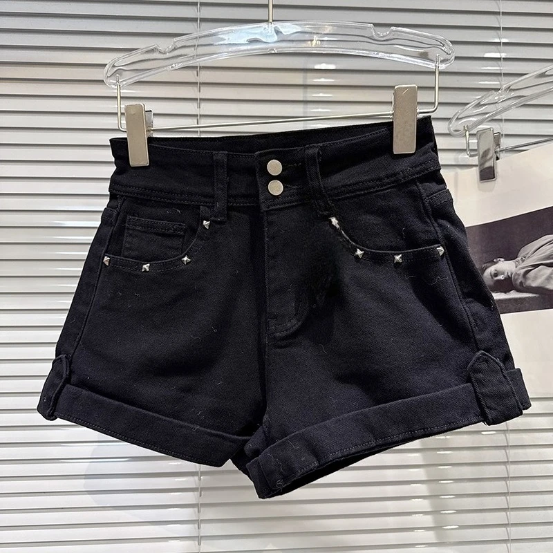 سراويل قصيرة ببرشام معدني للفتيات على الطراز الأمريكي سراويل قصيرة سميكة من قماش الدنيم 2025 شتاء جديد للشارع متعددة الاستخدامات #2