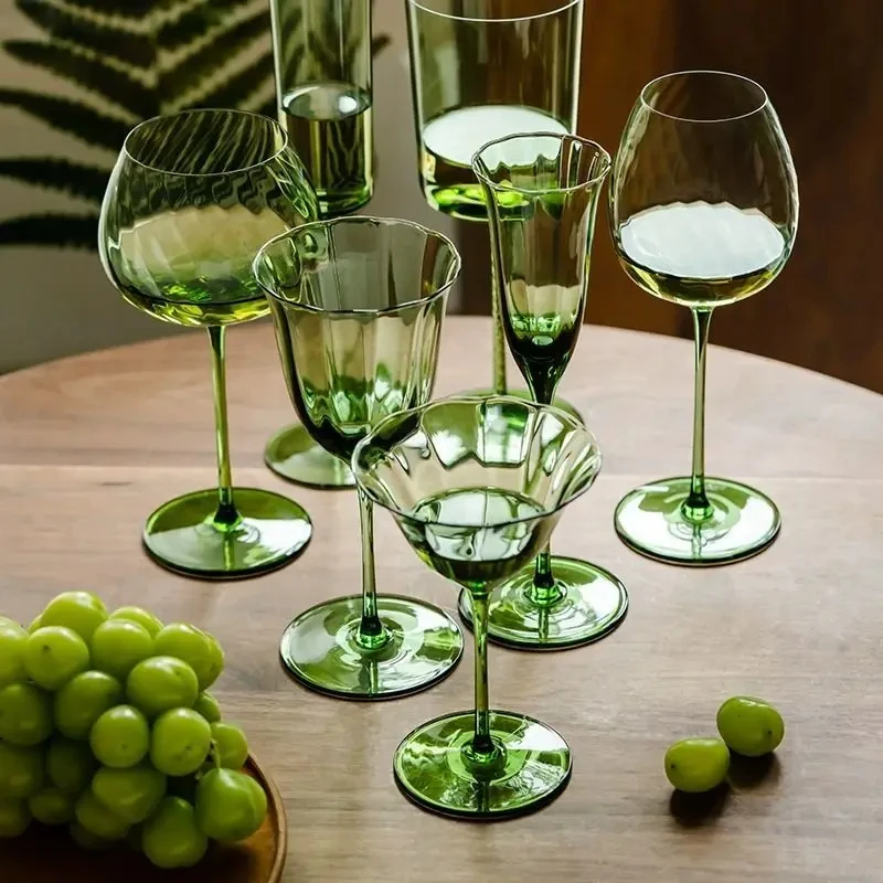 

Nordic Retro Crystal Goblet Glass Flower Wine Glasses Champagne Cup Cocktail Glass Martini Cup Ribbed Pink Green Wine Glasse