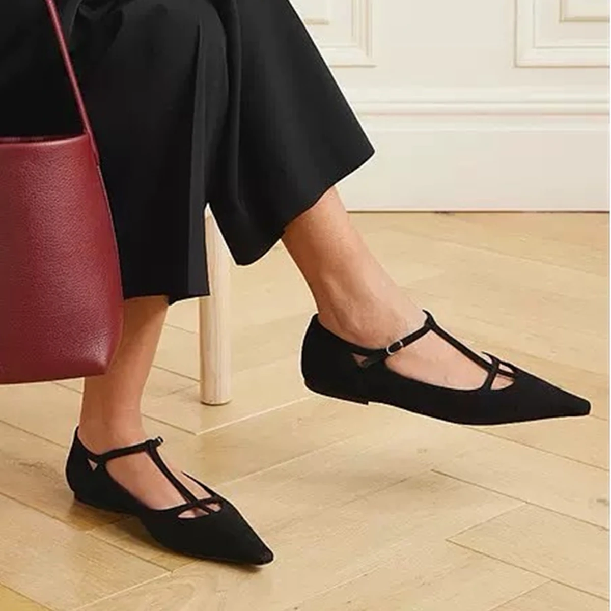 

Jenny&Dave Summer Shoes Women Minimalist Genuine Leather Sandals French Retro Pointed Commuting Casual Flat Sandals Women