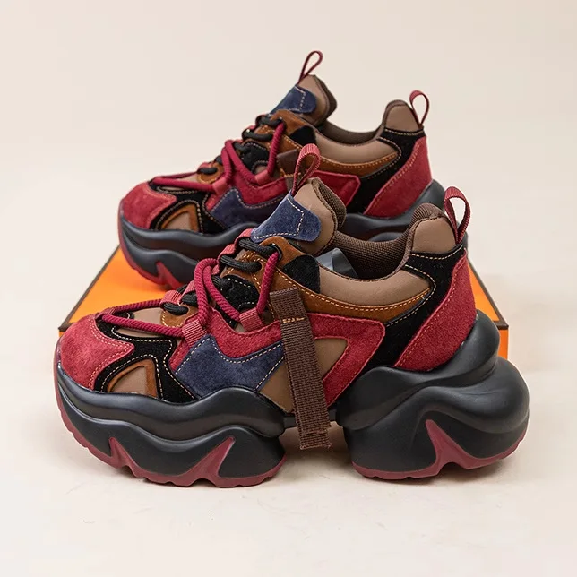 

Real Leather Dad Shoes Women Autumn Winter Versatile Leather and Velvet European Station Thick Soled Small Retro Sports Shoes