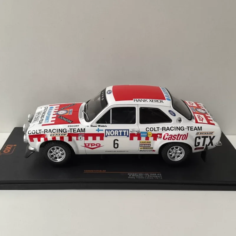 

IXO масштаб 1/18 ESCORT MKI RS 1600, модель автомобиля из сплава, статическая коллекция, украшенная праздничная игрушка