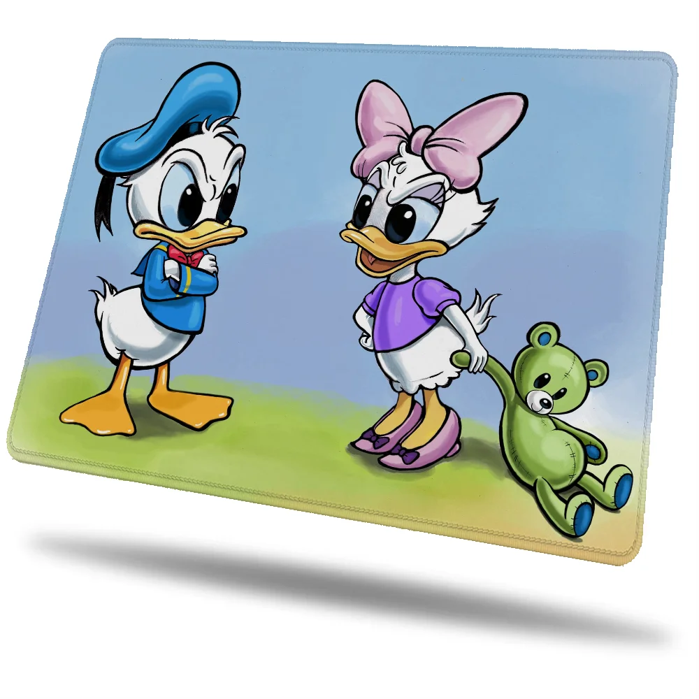 Small Anime Mouse Pad Donald Duck Rubber Mat Mousepad Company Desk Accessories Pc Gamer Girl Game Mats Gaming Laptop Mause Table