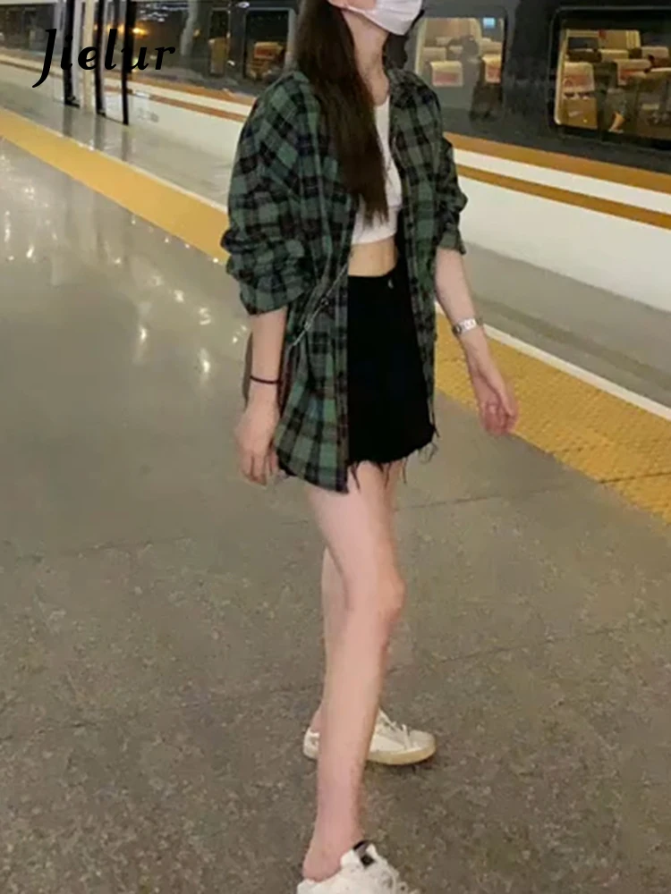 Jielur Spring New Contrast Color Slim Women Shirt Casual Loose Fashion Woman Shirt Green Basic Chicly Long-sleeved Top Female