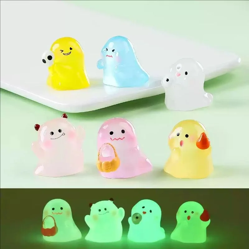 Glow In The Dark Ghost Desktop Decoration Luminous Cartoon Central Control Car Decoration Display Cute Dust Elf Miniature Toy