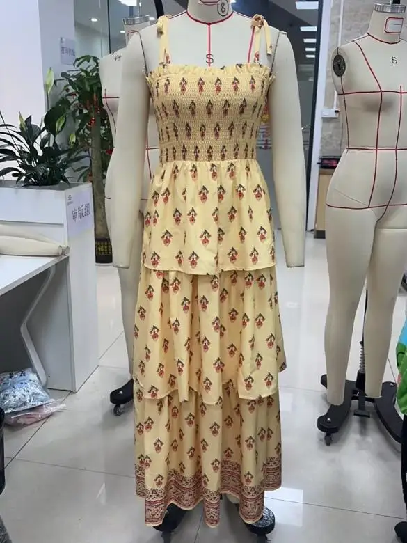 Lange zomerjurk voor dames, mouwloos, open rug, gelaagde strandjurk met gebonden bandjes en bloemen