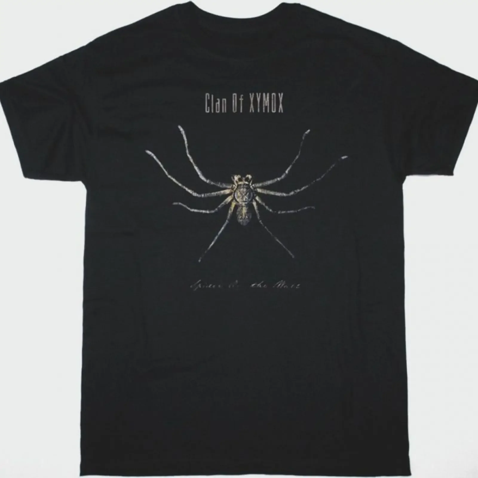 Футболка CLAN OF XYMOX SPIDER ON THE WALL, новая, черная, винтажная, с эффектом потертости, универсальная, дышащая, комфортная, эластичная.