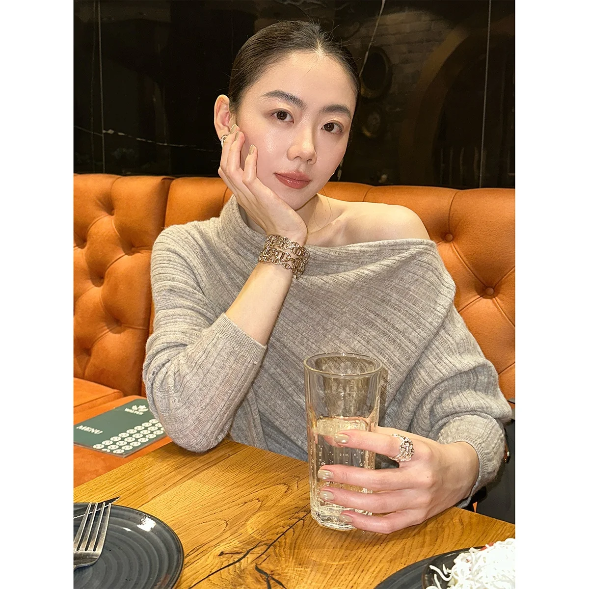 

Mannala Grey Stream Land Casual Style Knitted Woolen Top Asymmetric High Waist Wool 100% Knitted Women's Fashion Q4643