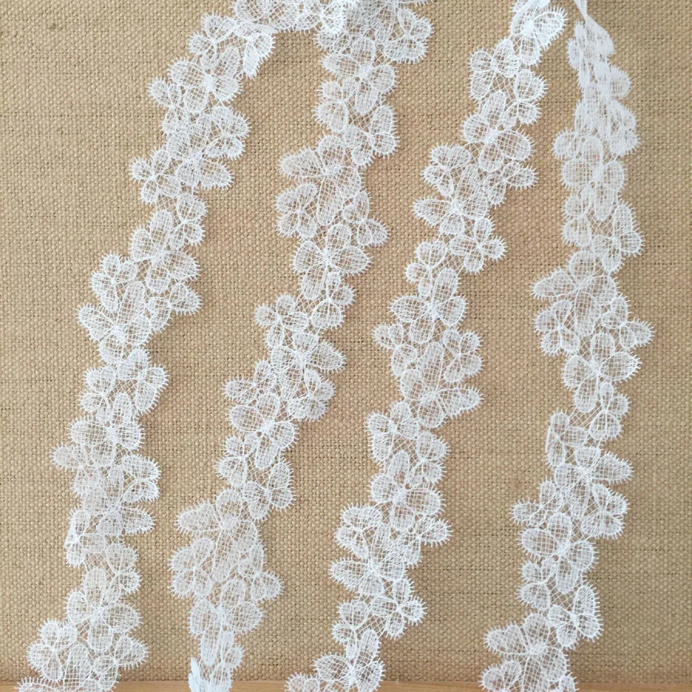 1Yard White Flower Embroidered Lace Ribbon Fabric 6CM Wide