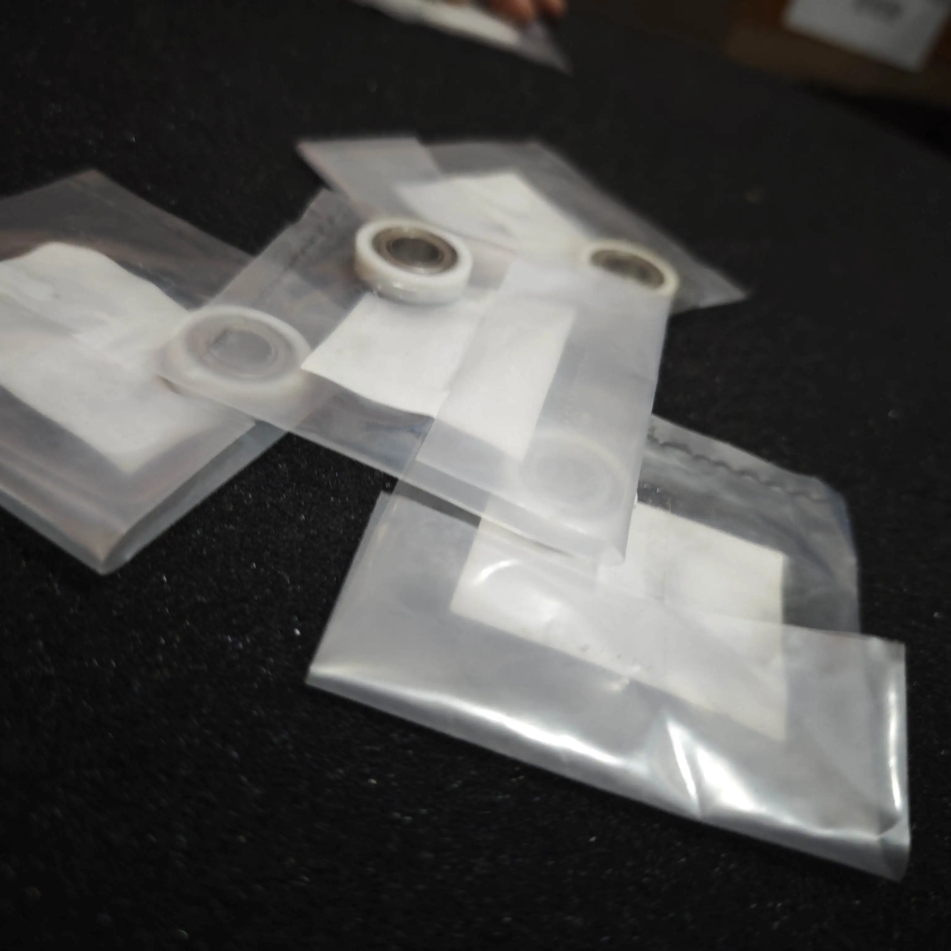 

1sets FS5-6448-000 Spacer Roller for Canon 2200 2220 2230 2250 2270 2520 2525 2530 2535 2545 2820 2830 2850 2870 3025 3035 215