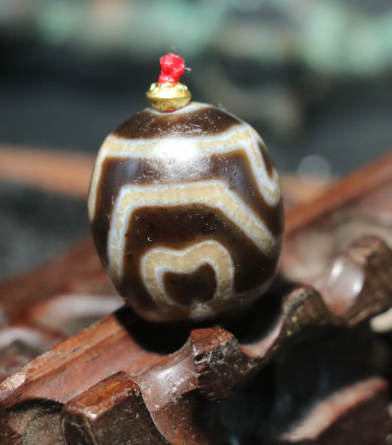 Treasure Magic Power Tibetan Old Agate Lotus Base Stable Love Big Daluo dZi Bead Pendant Precious Jewelry BG01 Timestown