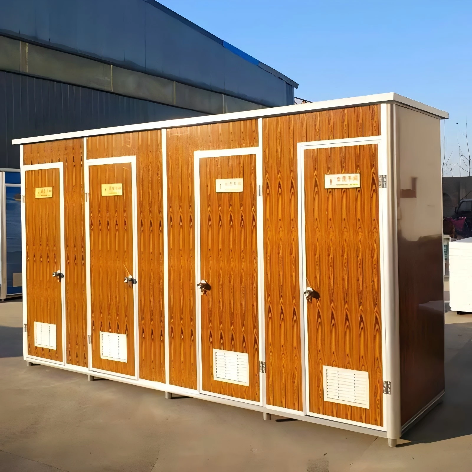 

Easy Install Lightweight Compact Portable Toilet Camping Area Worker Mobile Temporary Portable Toilet With Wash Basin