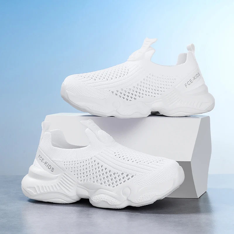

Daily Fitness Children Breathable Mesh Sneakers Streamlined Shape Lightweight Outdoor Running Walking Footwear