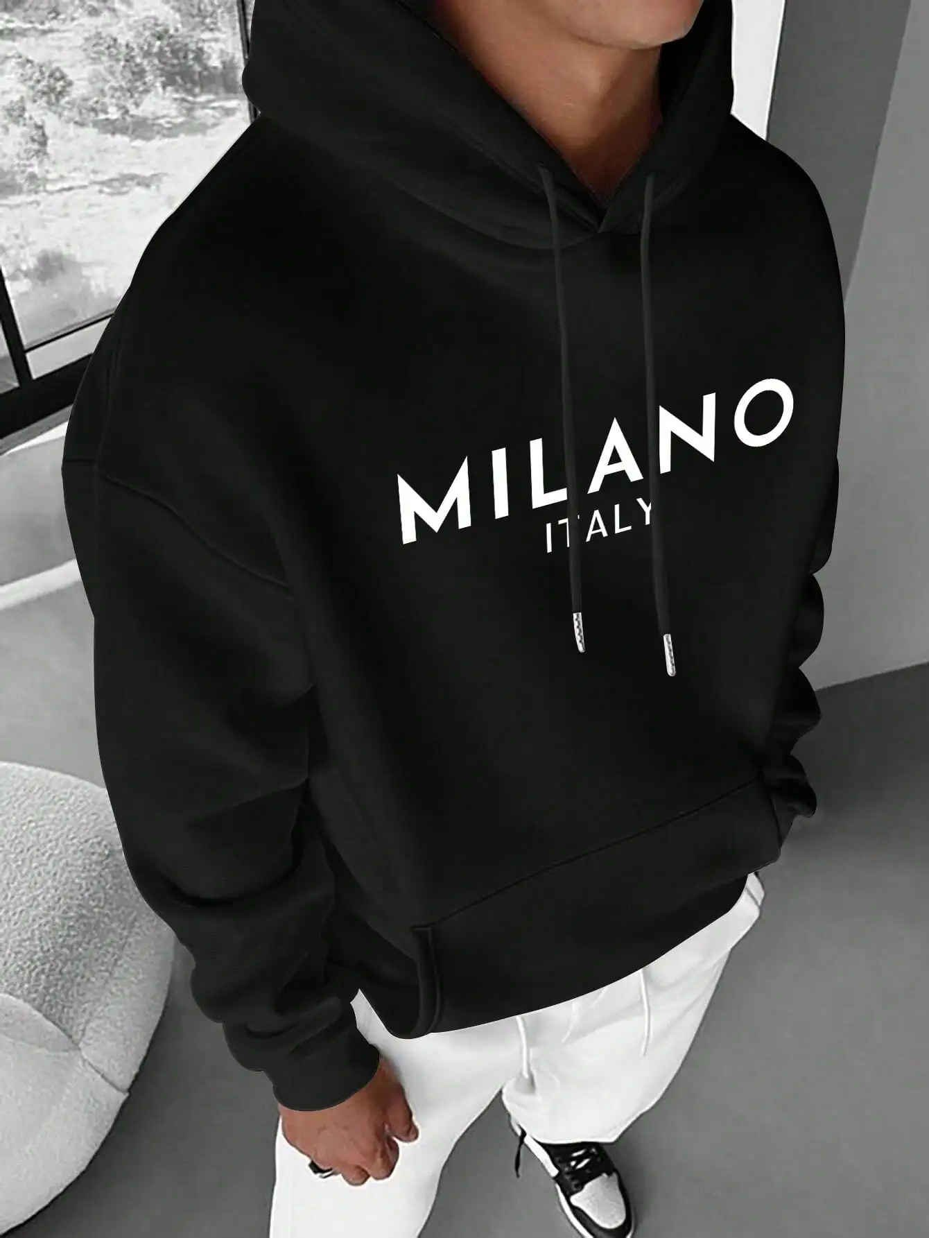 

Comfortable men's winter sportswear with multifunctional graphics and printed letters for travel and daily activities