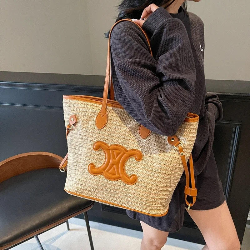 

Stylish Paris Fashion Crossbody Bag - Unique Solid Color Clutch Purse With Luxury Vintage Minimalist Details