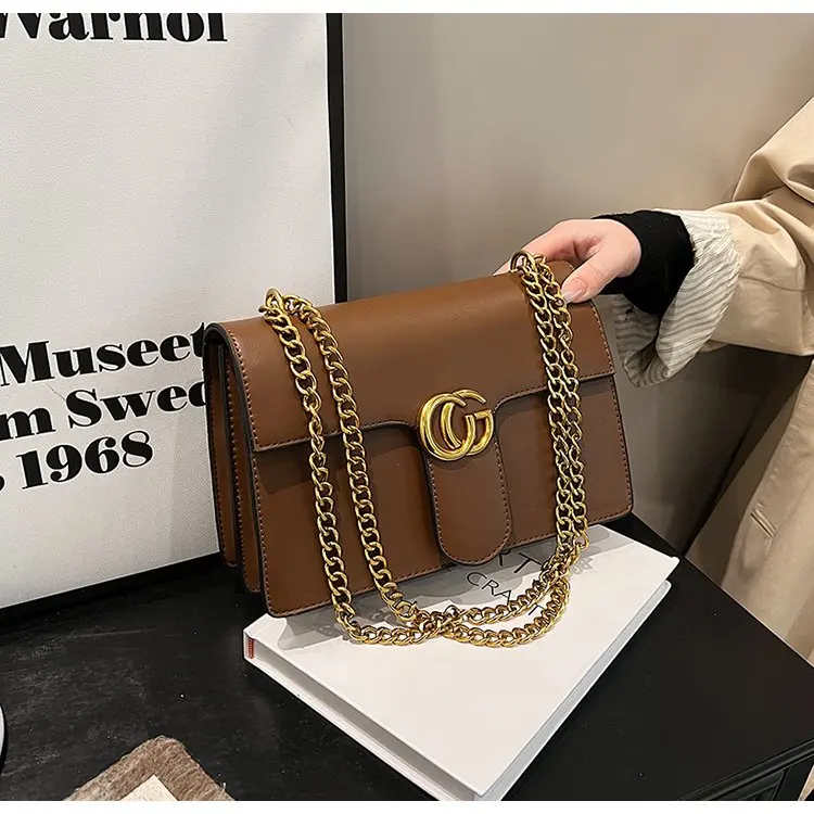 

Spring Summer 2026 Chain Shoulder Bag, Fashion Designer Inspired Crossbody Purse for Women, Luxury Gold Chain Handbag Trendy