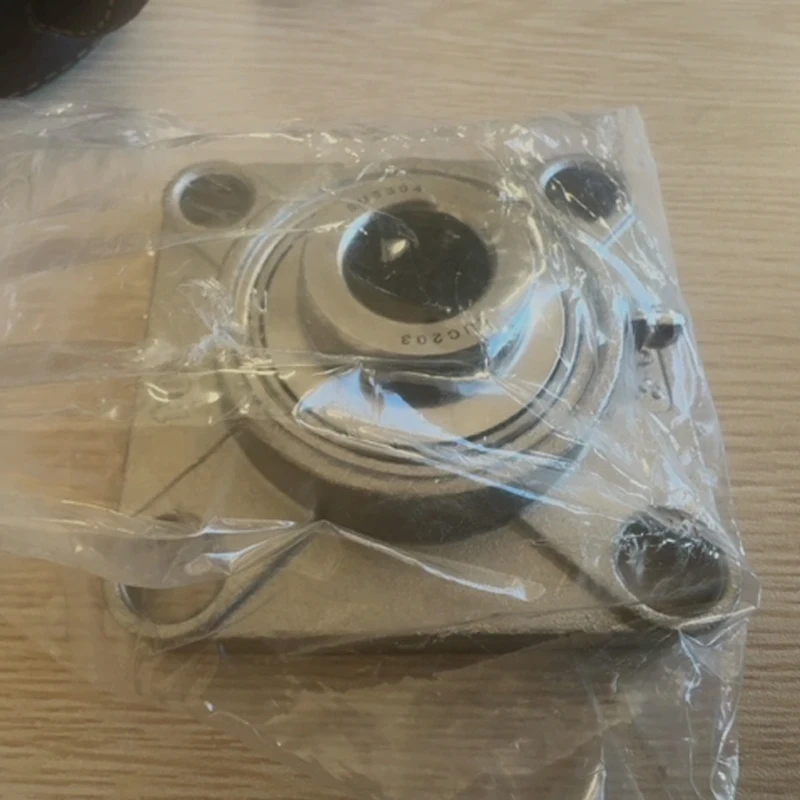 Stainless Steel Anti-Rust Pillow Block Bearing SUCF204-210 Square Insert Block for Enhanced Durability And Performance