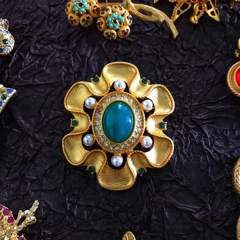 Vintage Antique Style Design Gem Brooch Men Women Party Dress Accessories Brooches Holiday Gifts