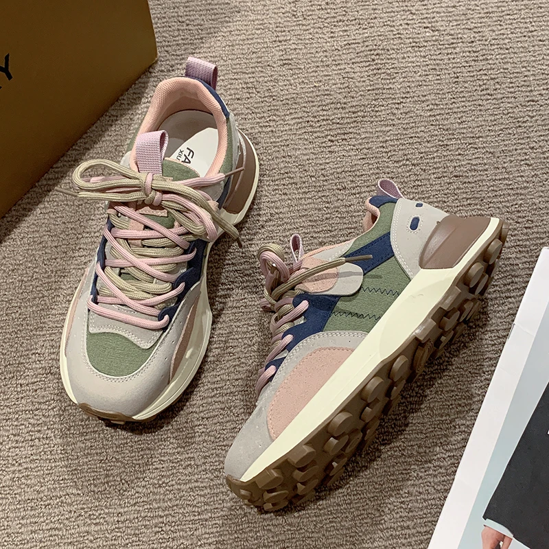 Zapatos retro Forrest Gump de estilo Hong Kong, calzado de cintura pequeña, a la moda, con suela gruesa, para correr, otoño e invierno, 2023