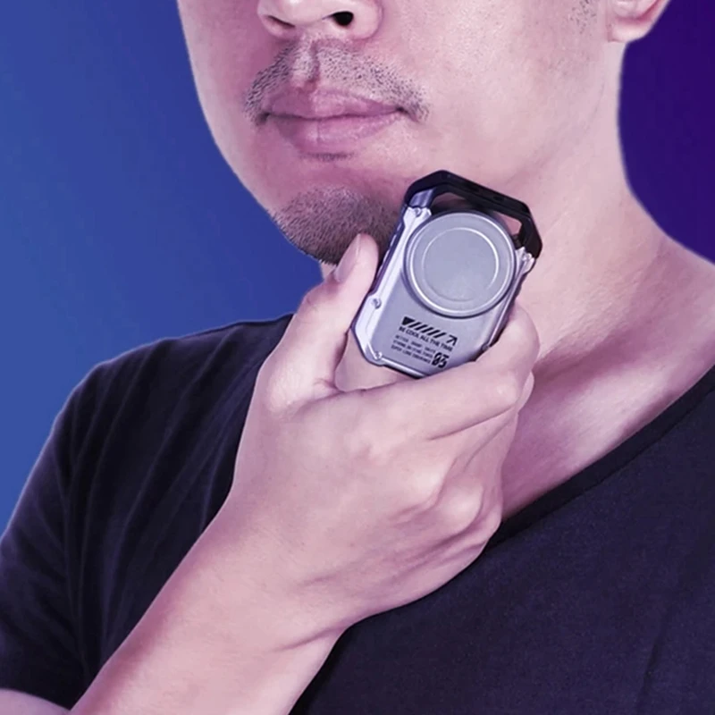 男性用ミニ電動トラベルシェーバー,充電式,防水IPX7,パンクメカポケット,フェイス & ひげシェーバー,キーホルダー付き
