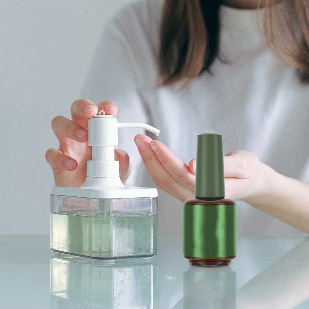 Gel Polish Remover Portable Nail Remover Instantly Remove Gel Polish Surface Safe for Nails and Skin Nail Accessories