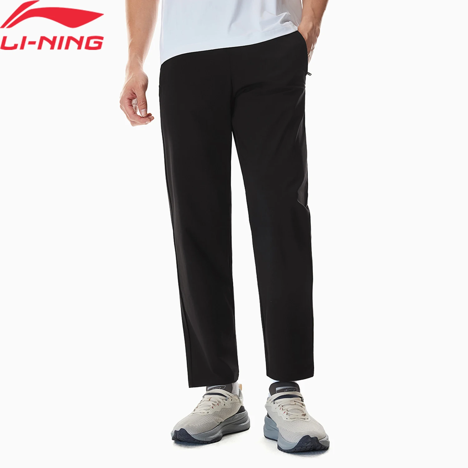 

Мужские тренировочные трикотажные спортивные брюки Li-Ning LN DRY 79% полиамид 21% эластан LN COOL LiNing Fitness Sports Pants AKYW043