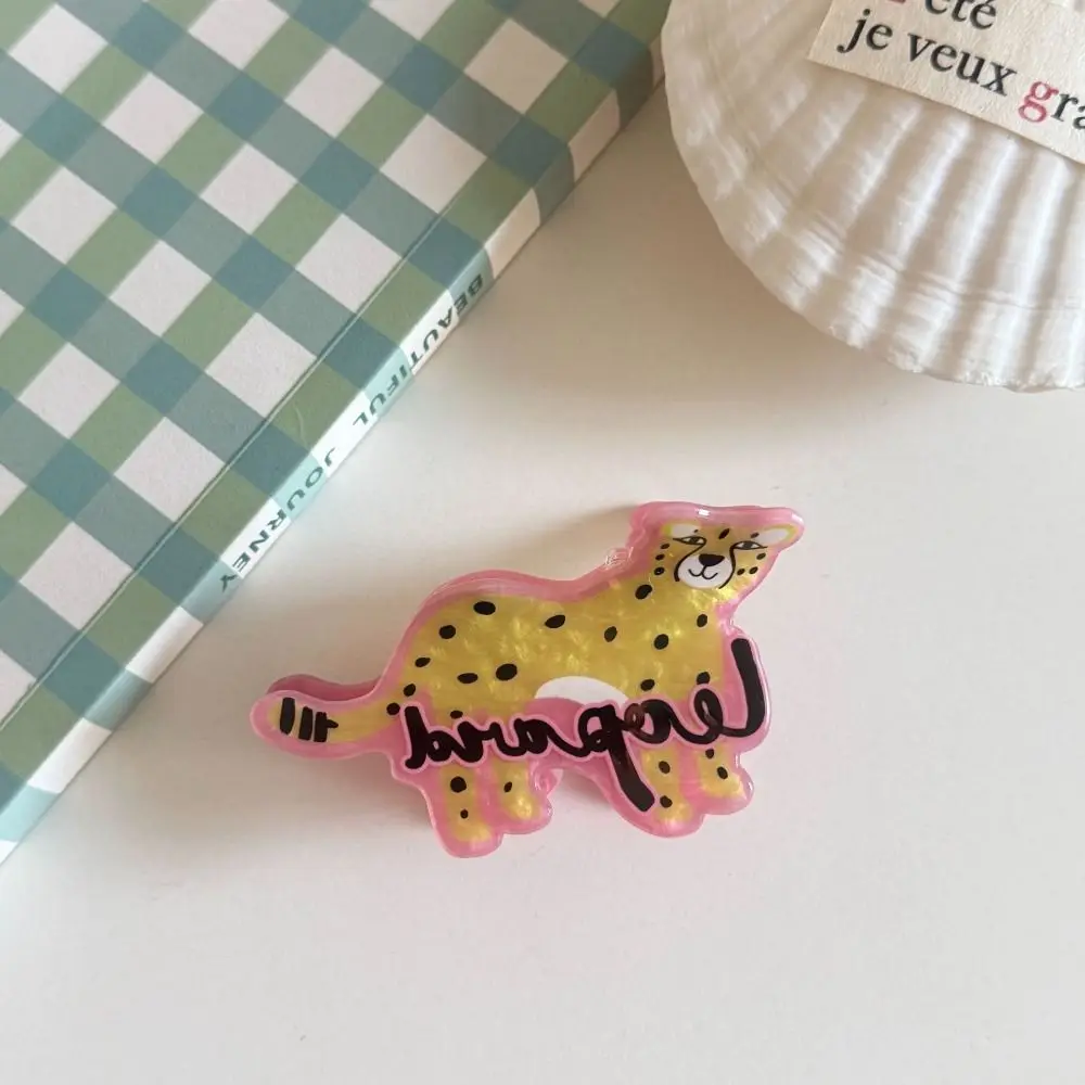 Stile coreano Cartoon Animale Artiglio dei capelli Farfalla Acrilico Dolce Clip di capelli Accessori per capelli Elefante Geometria Clip di squalo Femmina