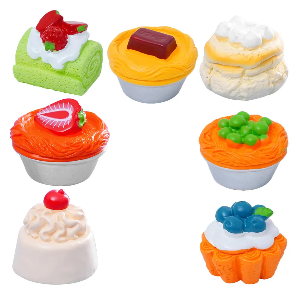 

Набор из 7 реалистичных миниатюрных имитаций еды: фруктовые торты и десерты для кукольного домика, декорации для витрин пекарен, украшения из смолы