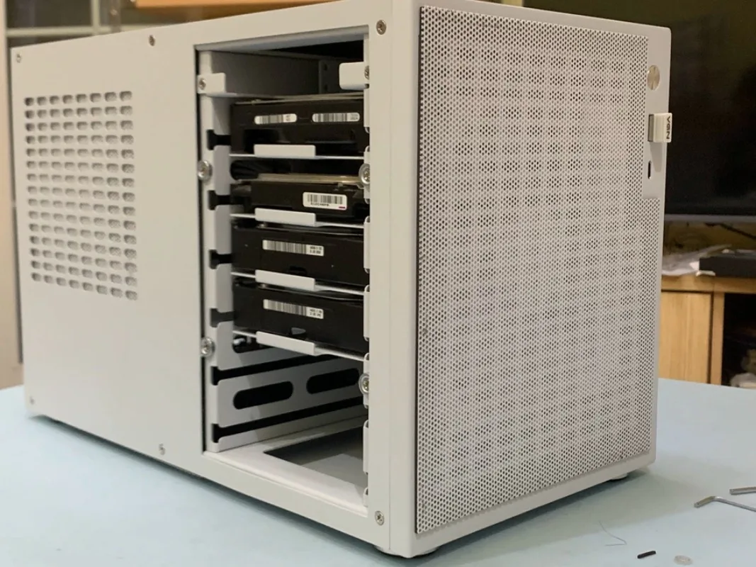 

Корпус NAS B6mini с 6 отсеками, ATX, с мощным блоком питания, полноразмерный PCIe