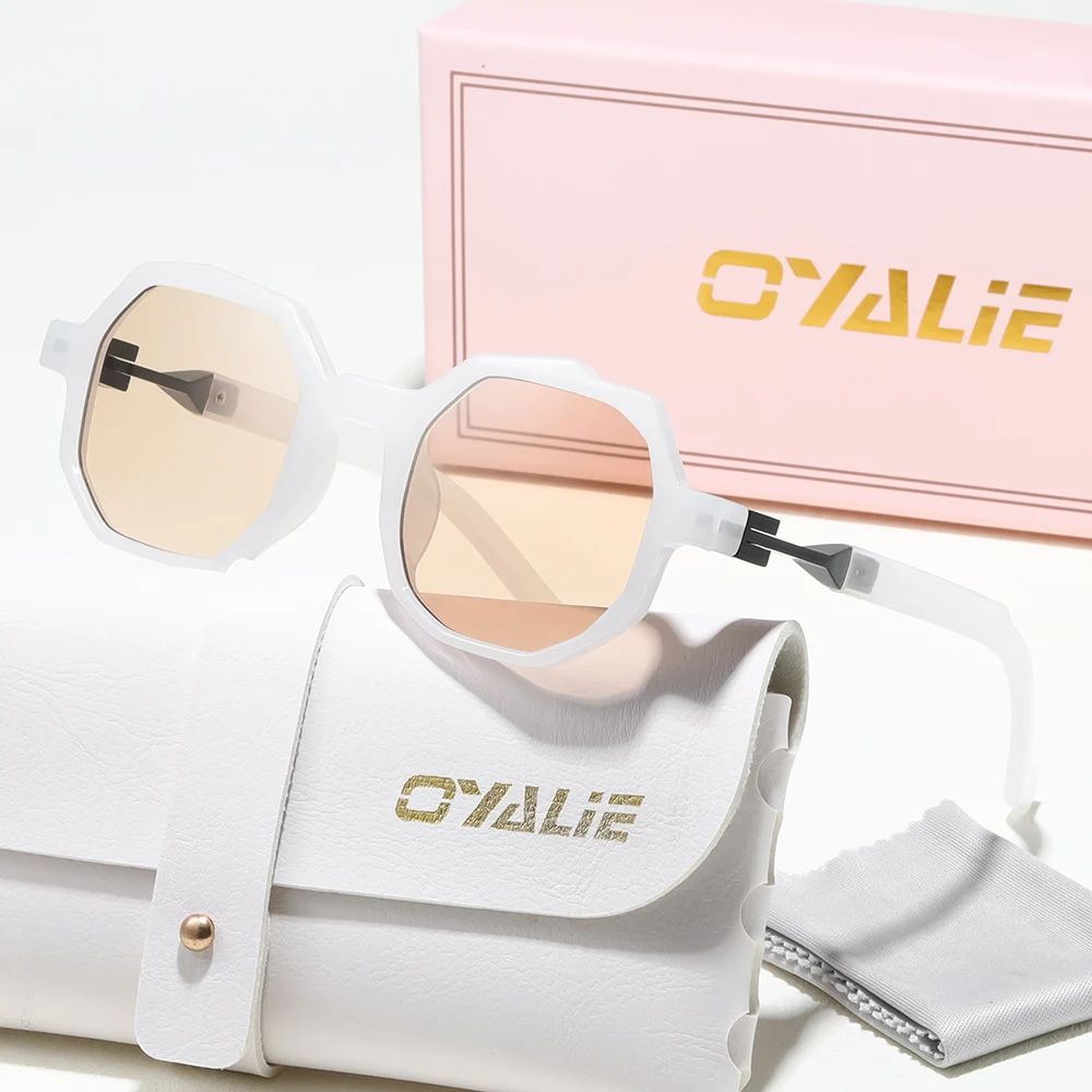 نظارات شمسية سداسية هندسية عصرية من Oyalie، تخلق تصميمًا عصريًا، لها اختيارًا رائعًا لجو الصيف