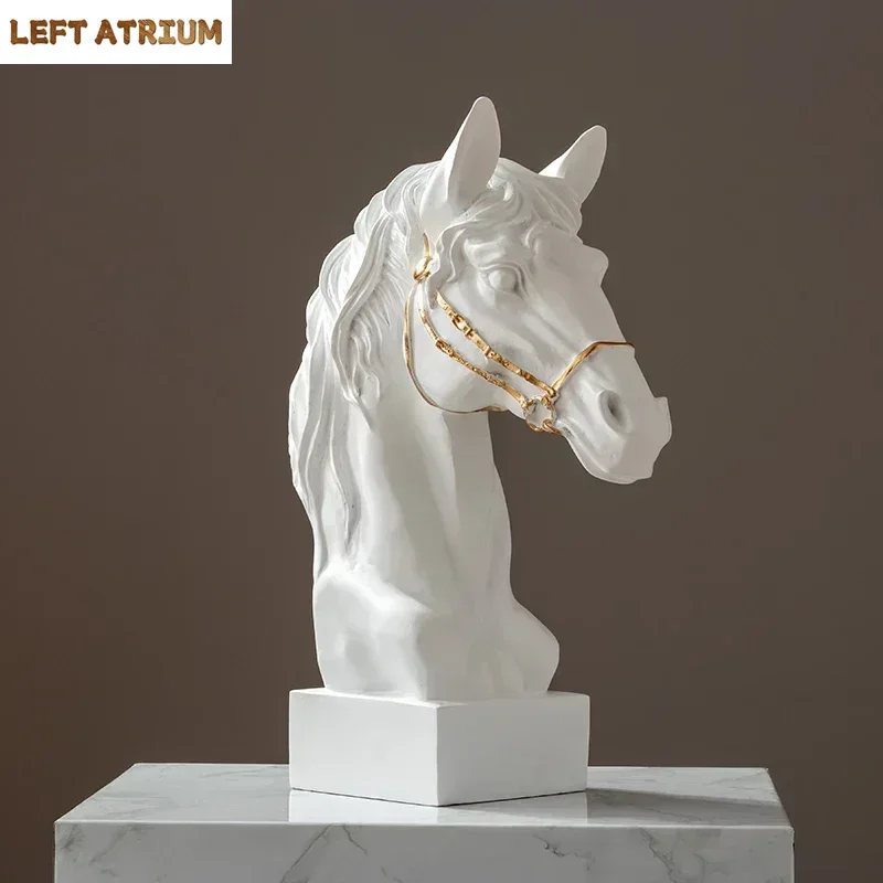 

Gold Plated Horse Head Statue Desk Decoration Ornaments Minimalist Horse Resins Sculpture Crafts Room Aesthetics Furnishings
