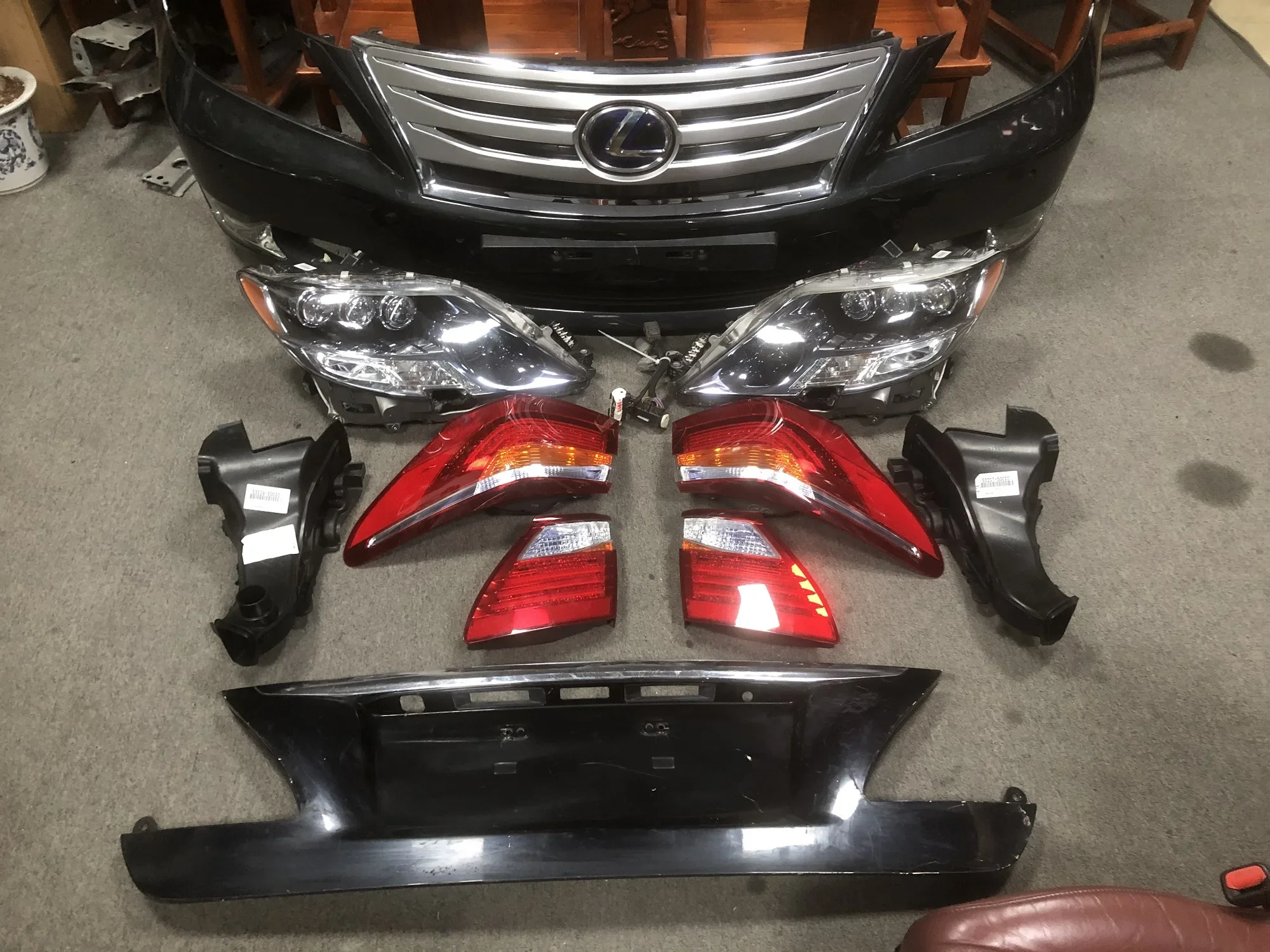 For Lexus 2006 LS460 front grid assembly upgrade 2012LS600HL high with headlights refit  bumper original factory in Japan