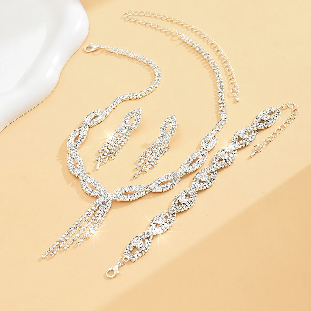 4PC Women\'s Fashion Copper Claw Chain Hollow Tassel Necklace Earrings Bracelet Jewelry Set Wedding Banquet Party Festival Gift