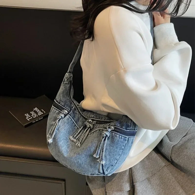 ファッショナブルなヴィンテージおむつバッグ女性用デザイナーレザーメッセンジャーバッグシンプルなクロスボディバッグエレガントな大容量ショルダーバッグ